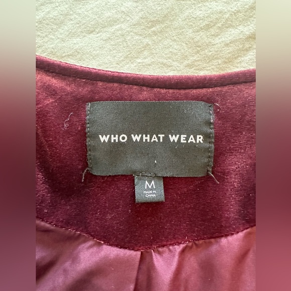 Who What Wear Maroon Velvet Coat - Picture 5 of 6